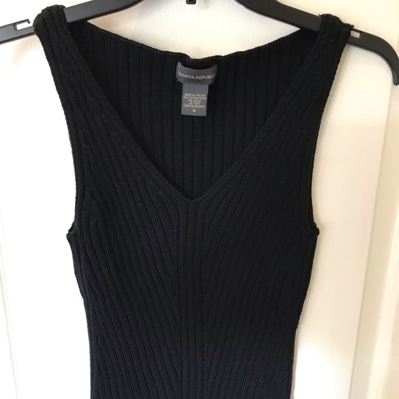 Banana Republic Knit Sleeveless Sweater - Picture 1 of 8